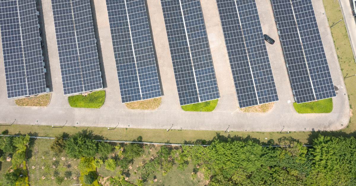 ombrières de stockage photovoltaïques